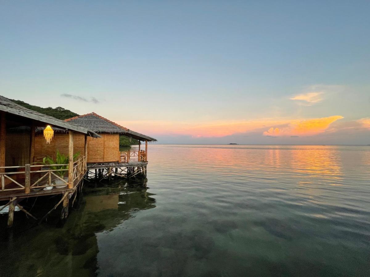 Floating Paradise Karimunjawa Dış mekan fotoğraf